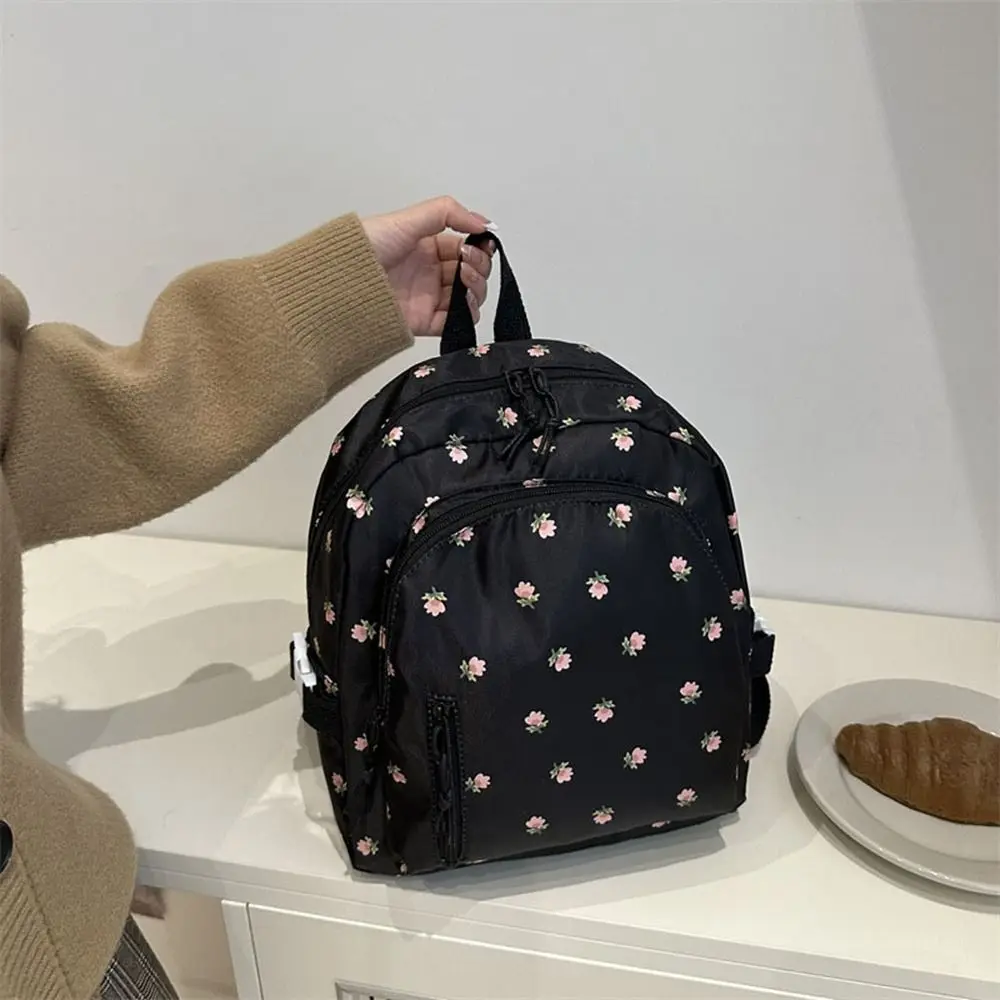 

Casual Korean Styles Women Floral Backpack Small Size Large Capacity School Bag Zipper Closure Travel Bag Junior High School