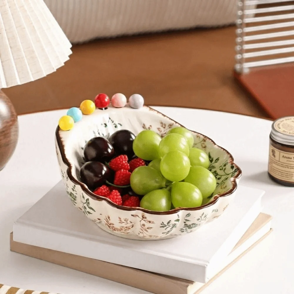 

Ceramic Fruit Bowl with Fork Comfortable Grip Exquisite Shell Shape Fruit Plate Large Capacity Dessert Salad Bowl