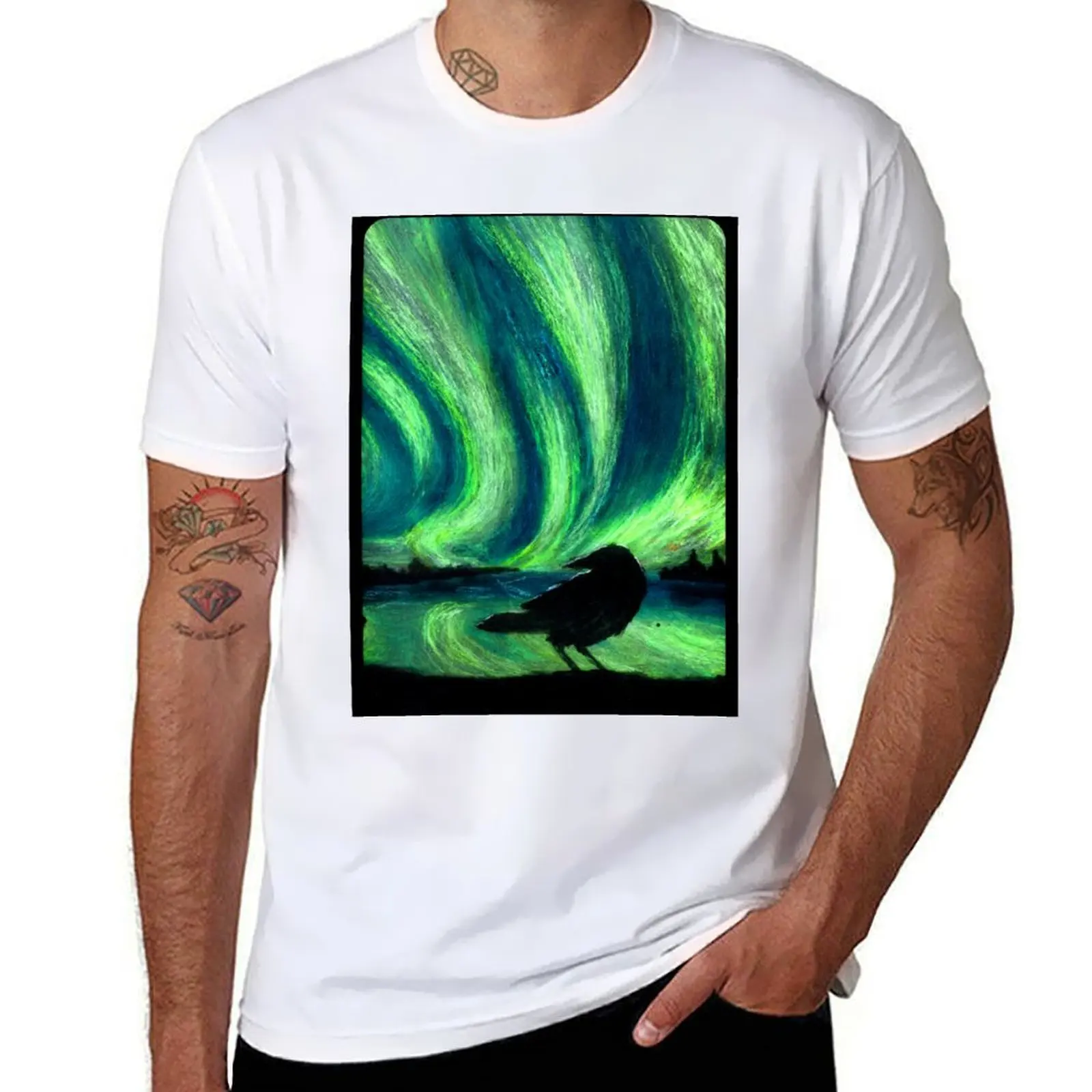 

Raven in the Northern Lights T-Shirt cotton tshirt 100% t shirt man plain T-Shirt