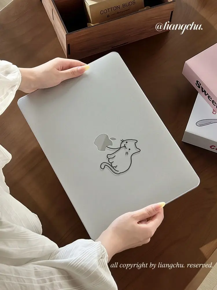 Kittens Eat Grass Case for Macbook Air 13.6 M5 M1 Pro 14 M4 Air 15.3 13 M3 15 M2 Mac Cover A3113 A2681 A2442 A2941 Anti-Scratc
