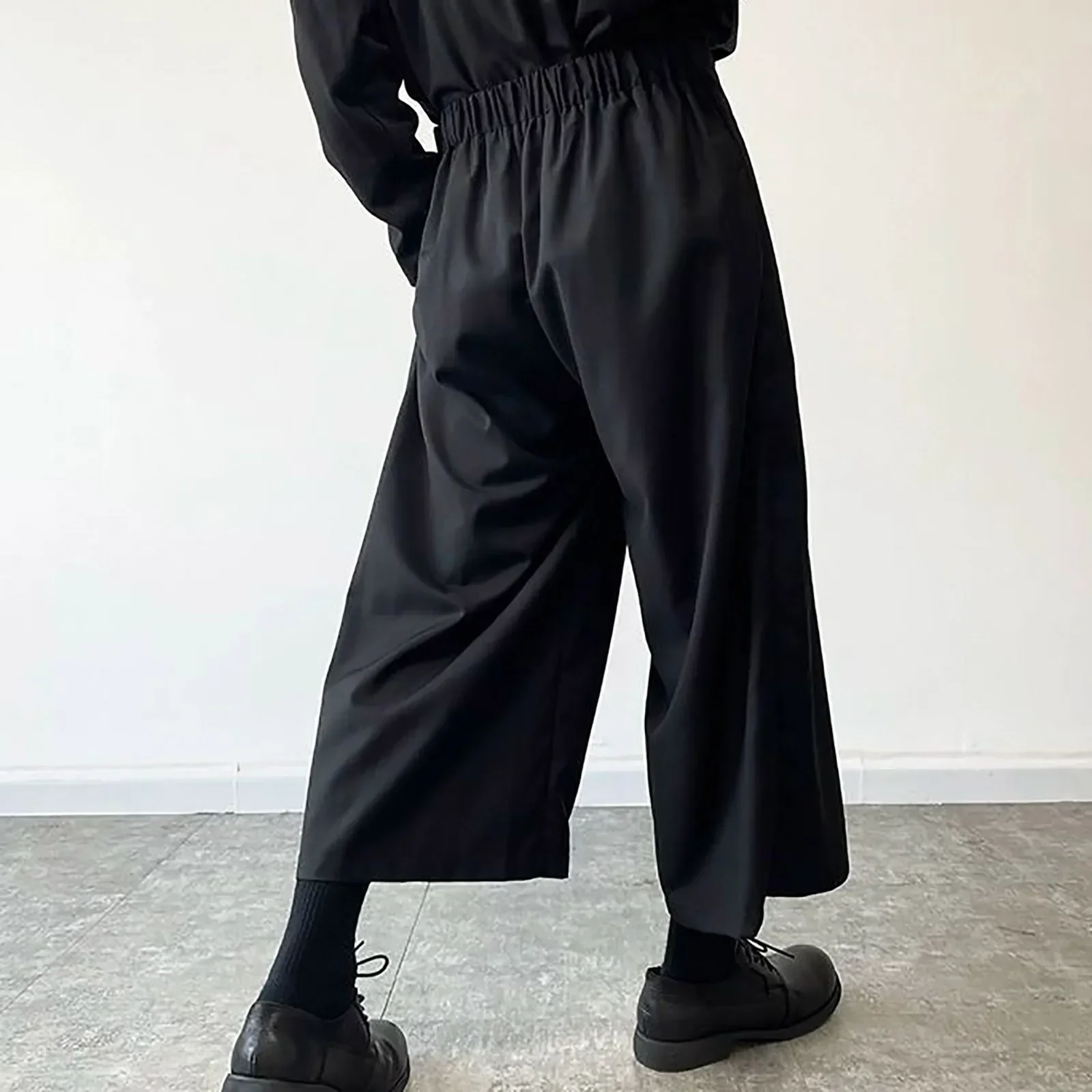 Retro Dark สไตล์ผู้ชายกระโปรงกางเกงขากว้างแฟชั่น Baggy กางเกง Kendo Culottes สีทึบ LACE-up ชายกระโปรงกางเกงญี่ปุ่น