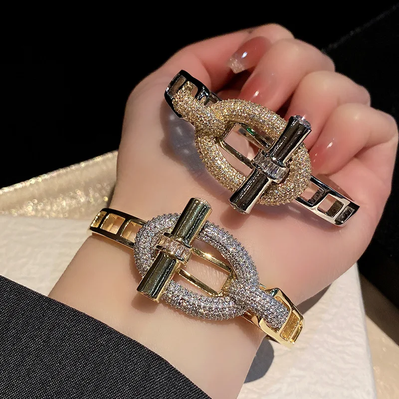 Neu eingetroffen: Hochwertiges Armband mit Schweinenasen-Design für Damen und Herren – Persönlicher Chunky Bangle