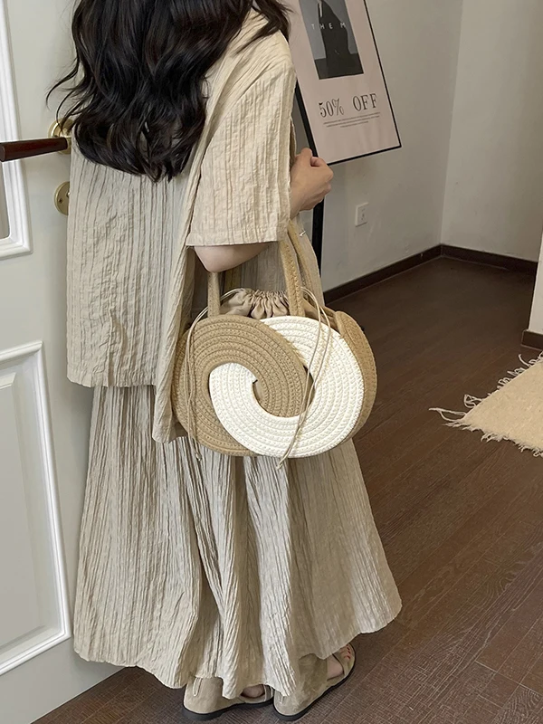 Casual Handwoven Straw Bag Beach Vacation Large Capacity Ladies Handbag Fashionable Simple Style Soft Oval Shape Polyester Li...
