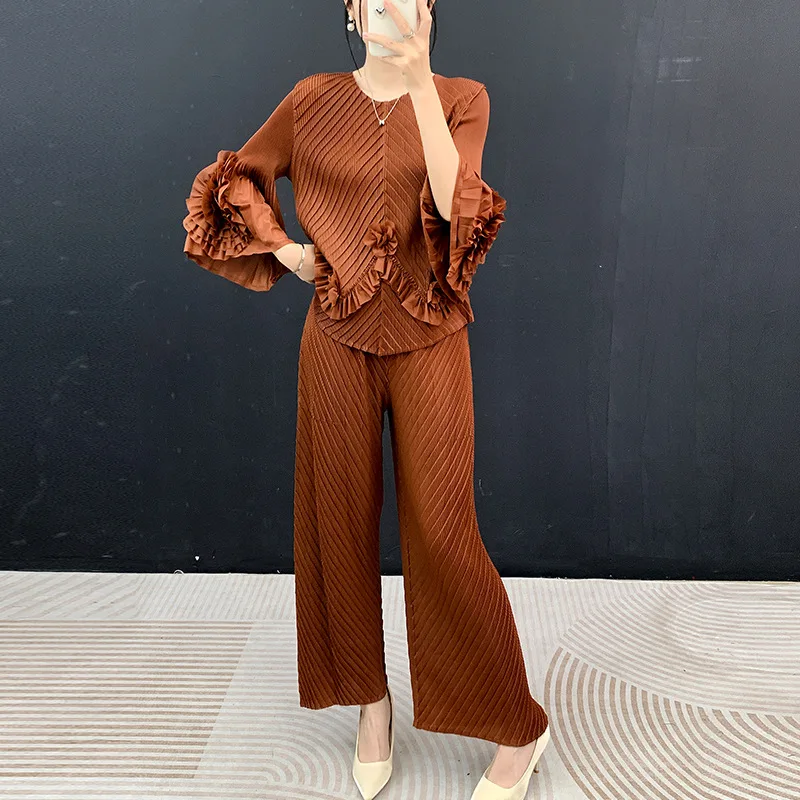 

Miyake Pleated Set 2026 Autumn Dress New Disc Sleeve Crew Neck Top + Casual Straight Pants Two-piece Loose