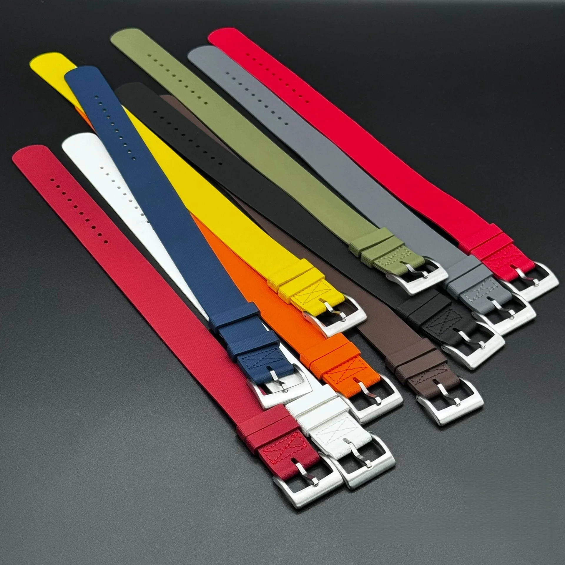 Image of 20/21/22 mm FKM Nato Gummiband Webmuster Taucherarmband für Rolex / Cartier / Omega / Hublot / Panerai Universalarmband