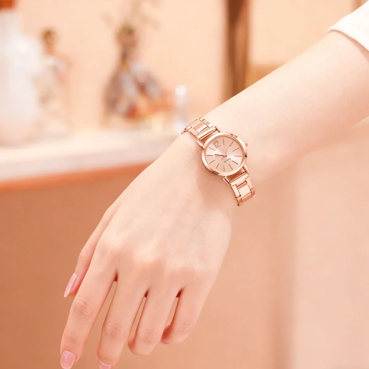 

1 шт. — Модные, минималистичные, элегантные женские часы, повседневный стальной ремешок, кварцевые часы