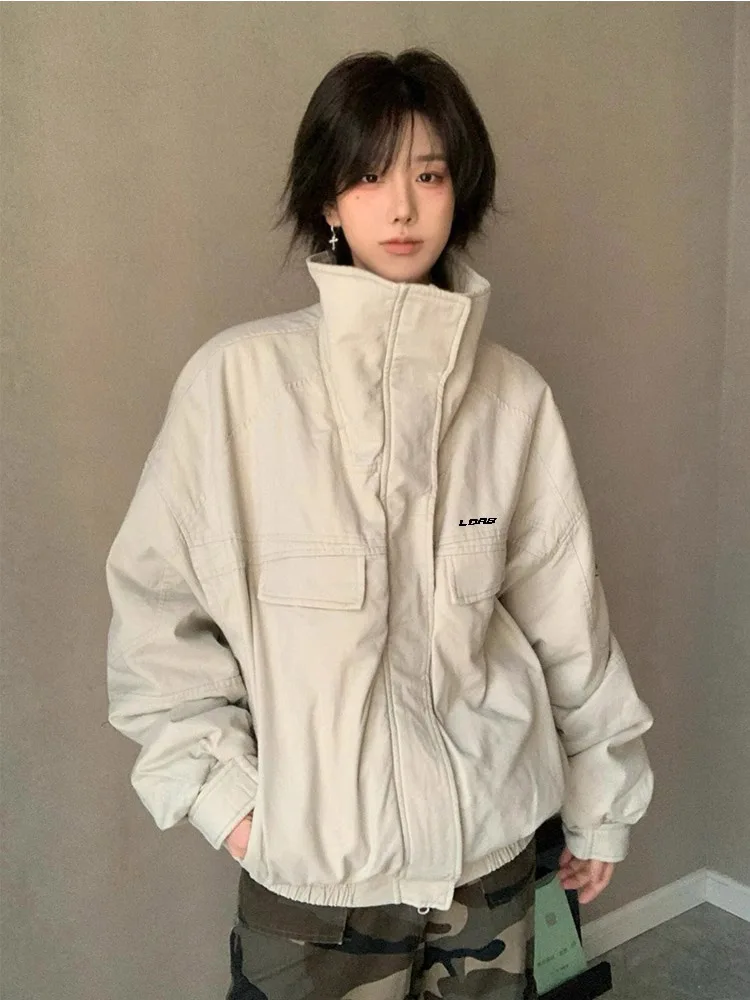 fuyan-blanc-col-montant-vetements-de-travail-jaet-femmes-2025-nouveau-americain-retro-vintage-design-sens-rustique-manteau-fermeture-a-glissiere