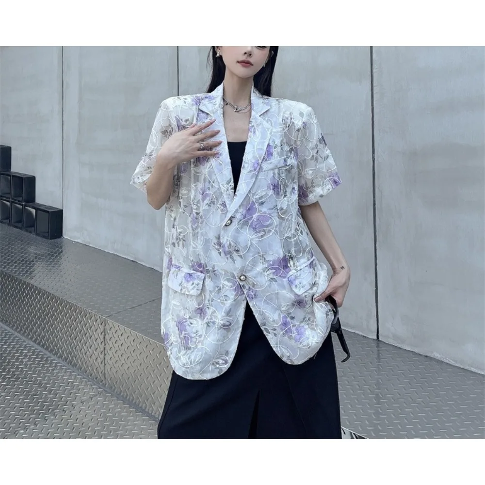 TWOTWINSTYLE 여성을위한 히트 컬러 루즈 블레이저 옷깃 짧은 소매 기질 코트 여성 패션 스타일 New