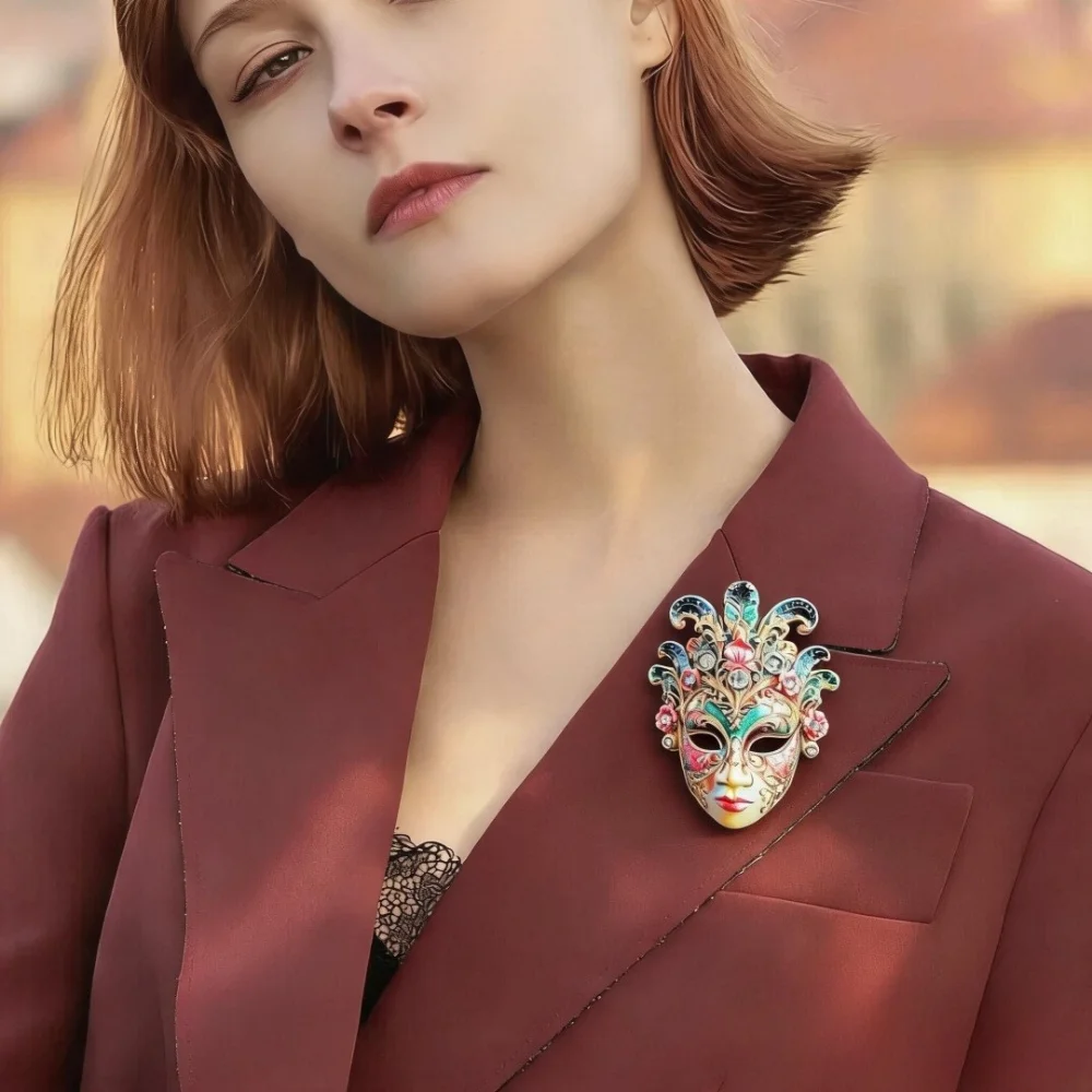 Luxury Vintage Mask Brooch For Women Unisex 4 Color Rhinestone Charming Beauty Face Party Pin Gift