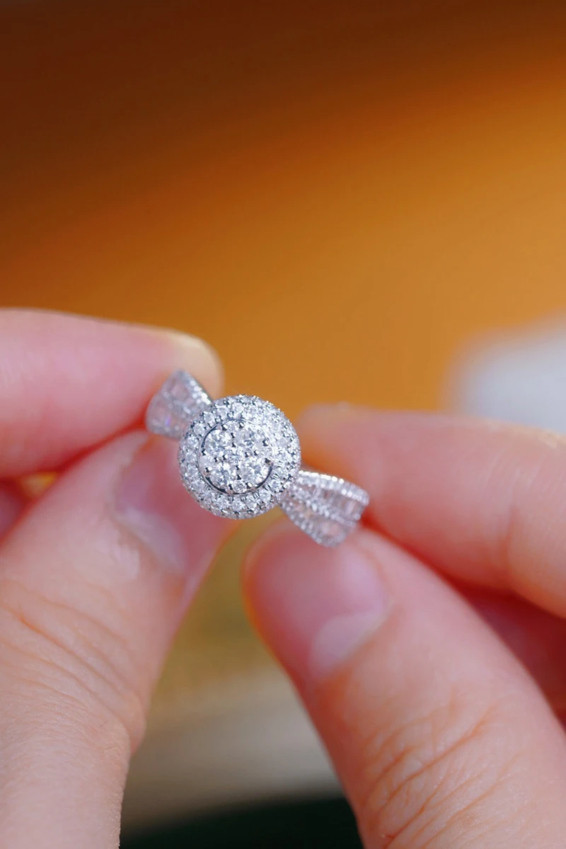 KUGG 100% 18K White Gold Rings Luxury Elegant Style 1.0carat Real Natural Diamond Engagement Ring for Women High Wedding Jewelry