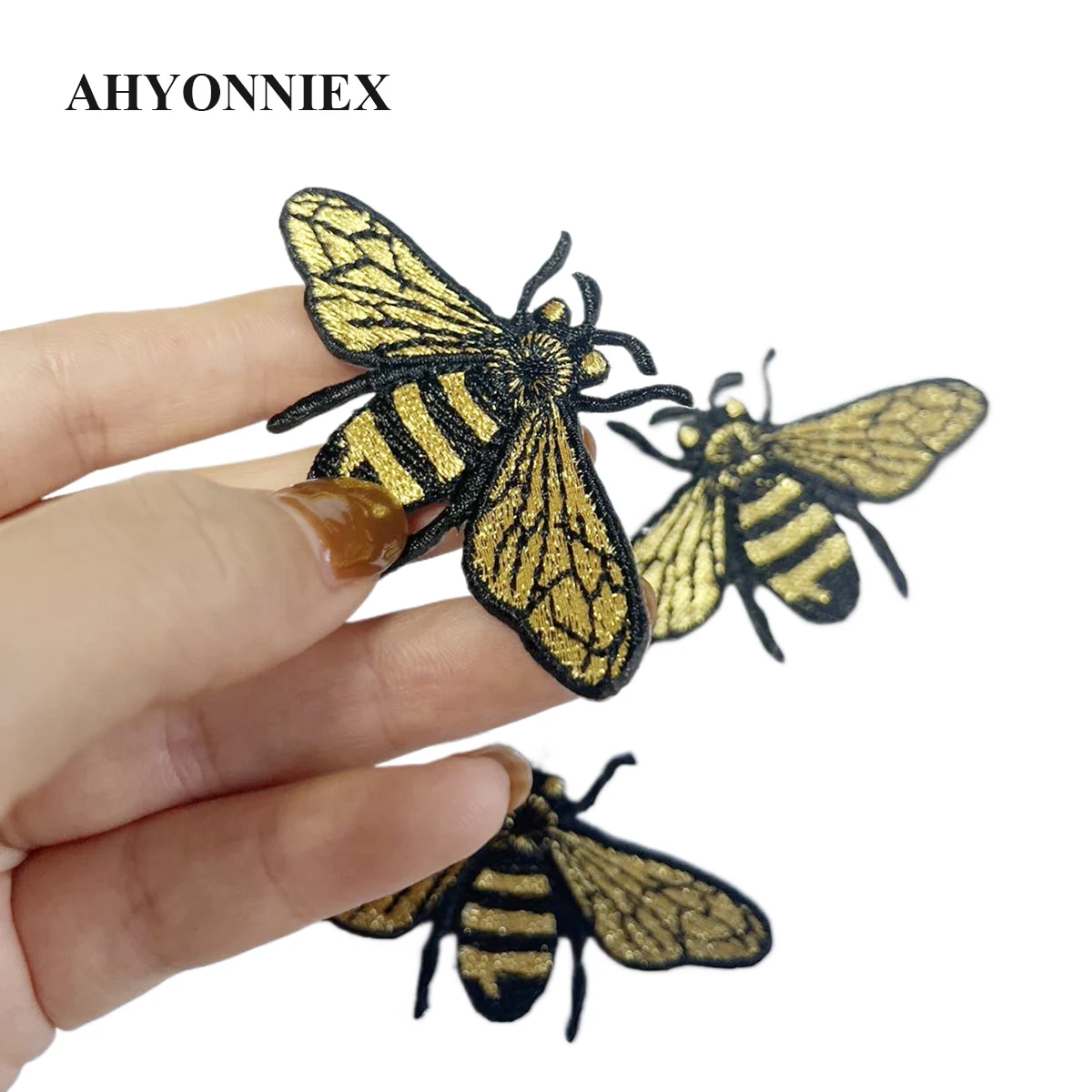 3pcs/lot Small Bee Patch Embroidery Cloth Stickers Patches DIY Socks Scarf Dress Pants Accessories