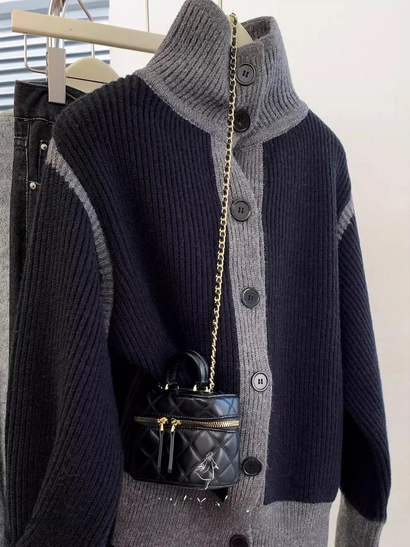 Suéter de punto con cuello alto para mujer, abrigo de Color Retro, cárdigan elegante y perezoso, otoño e invierno, 2025