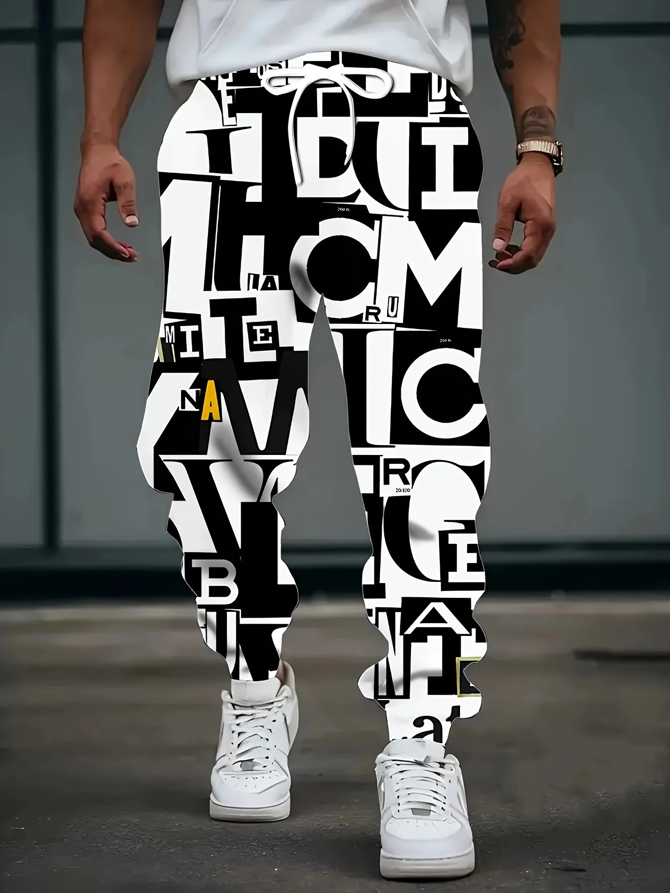 

New casual and fashionable 3D printed letter outdoor street style men's trousers for the autumn of 2025