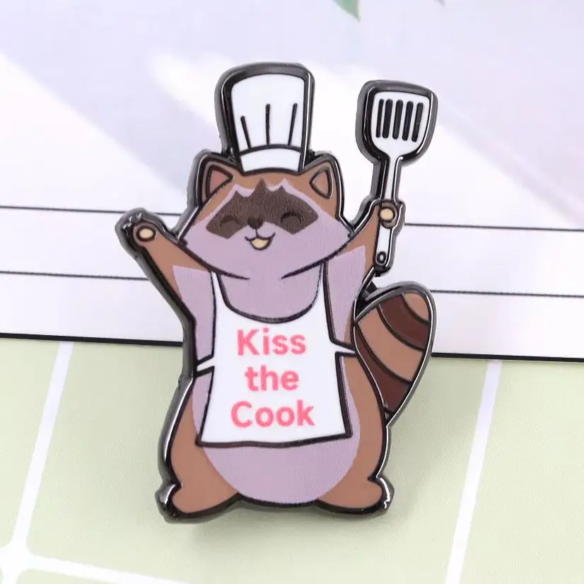 Funny Raccoon Enamel Pin Kiss the Cook Chef Raccoon Brooches Cute Animal Baker Badges Creative Kitchen Jewelry Lapel Pins for Ap