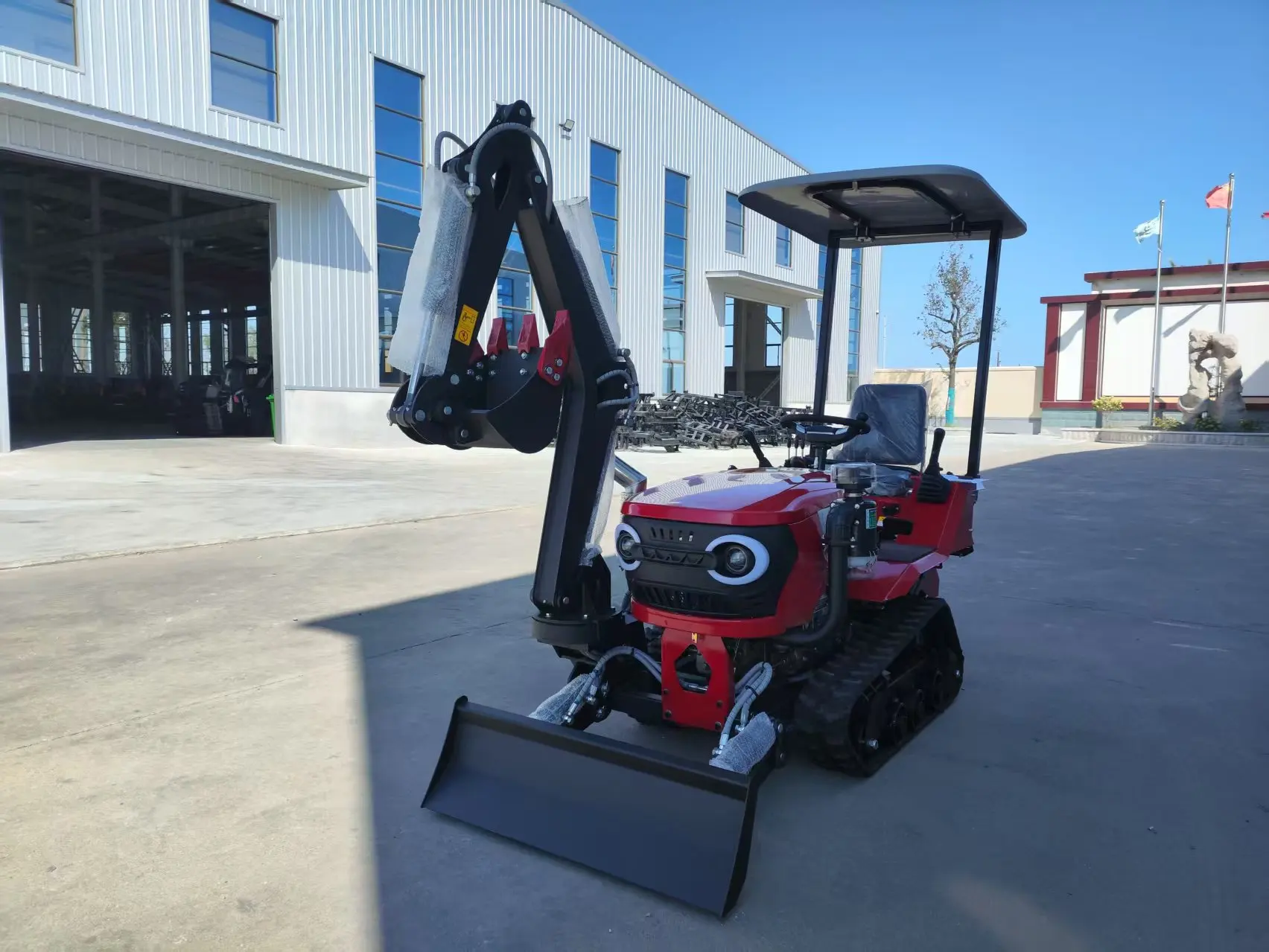 Slope Land Crawler Farm Tractor Euro 5 EPA Approved Free Shipping Compact Mini Track Tractor Agriculture Rotary Tillage Machine