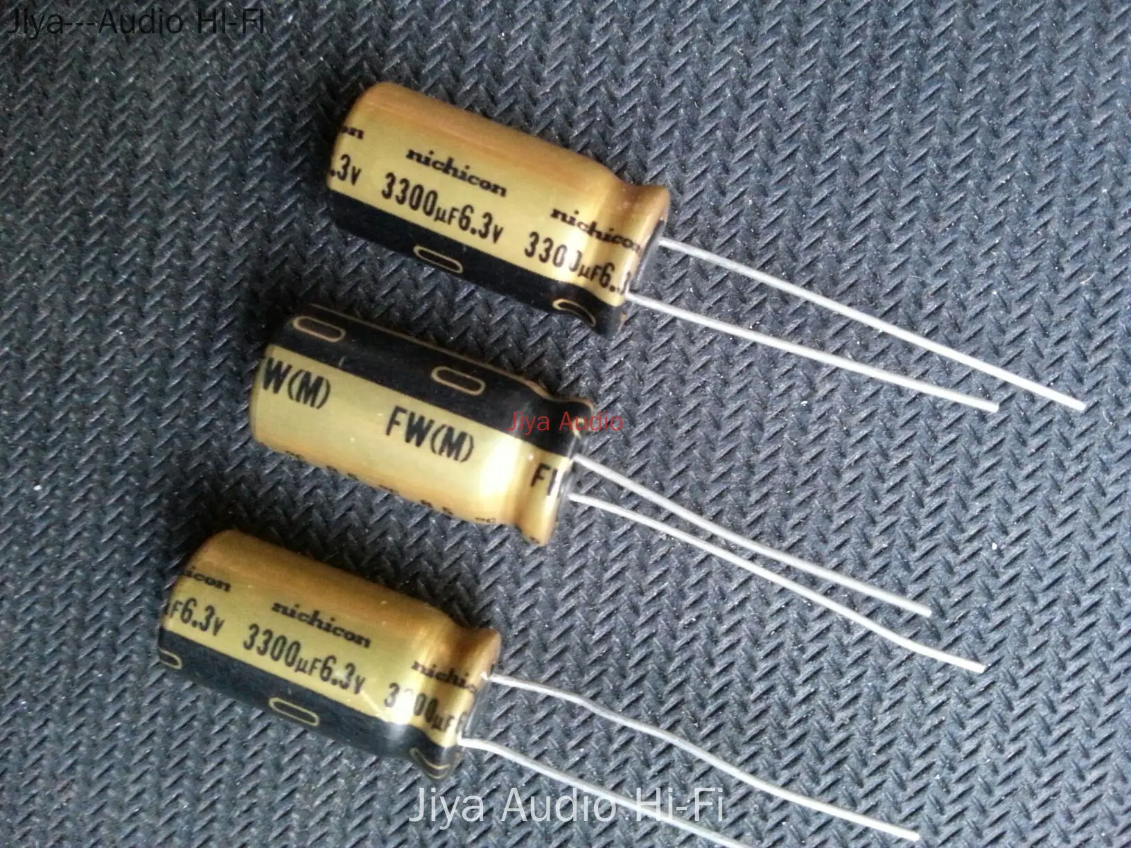 20pcs/50pcs Nichicon 6.3v3300UF Gold FW Audio Electrolytic Capacitor 3300uf 6.3V 10*20 Free Shipping