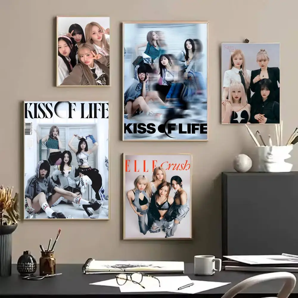 Kpop K-Kiss Of L-Life Painting Calligraphy Frameless Canvas Poster Wall Art Perfect For Hallway Home Decoration Holiday Gifts