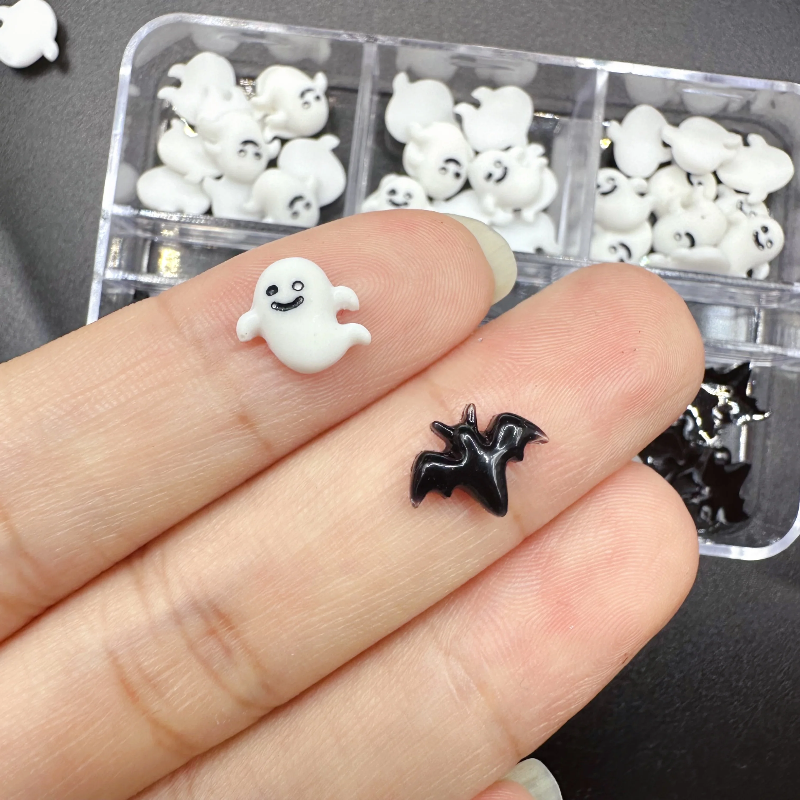 1Box Hallowen Nail Art Accessories Kawaii Flatback MIni Ghost Resin Nail Charms DIY Nails Figures Manicure Art Decoration Parts