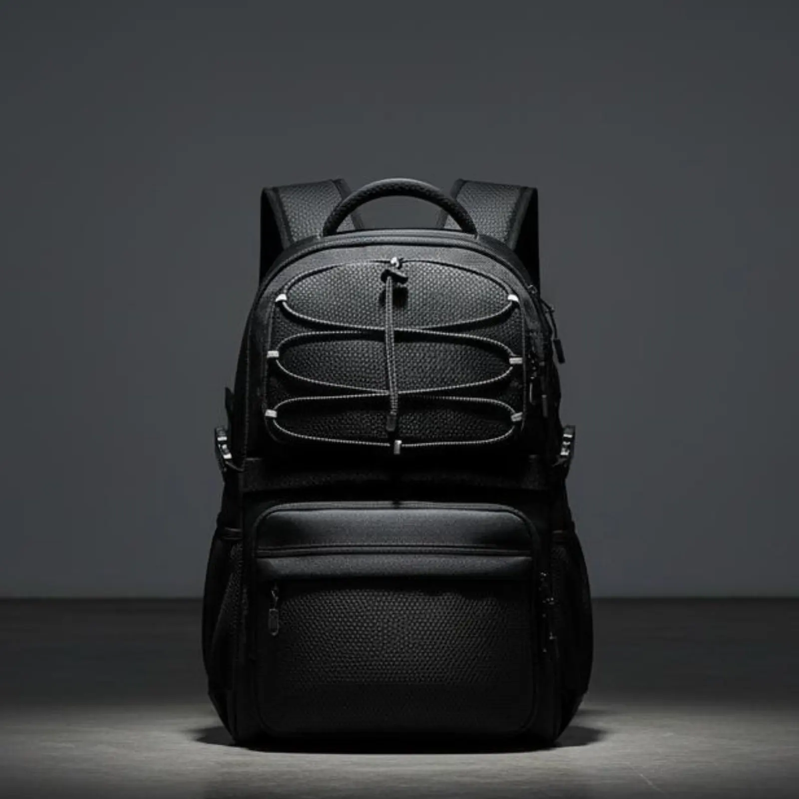 Basketball Backpack Non-Slip Feet Soccer Backpack Soccer Bag Breathable Shoulder Straps Sports Gear Carrier Reflective Details