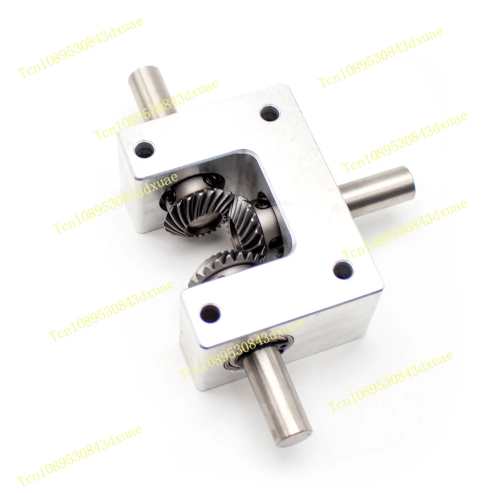 

90 Degree Differential Assembly Gearbox 1:1 Spiral Bevel Gear Small Dual Output Shaft Angle Converter Shaft Diameter 6/8/10MM