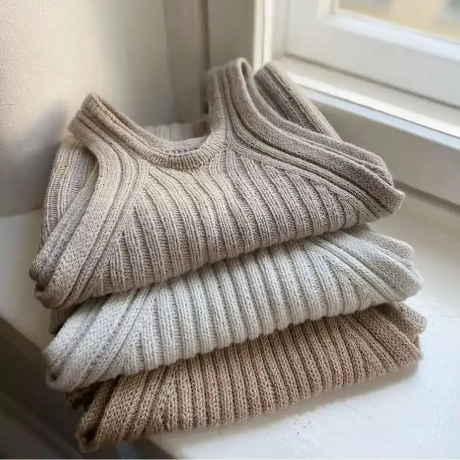 Sleeveless semi-circular neck short pullover vest hand woven loose comfortable mohair top for women's springsummer new style