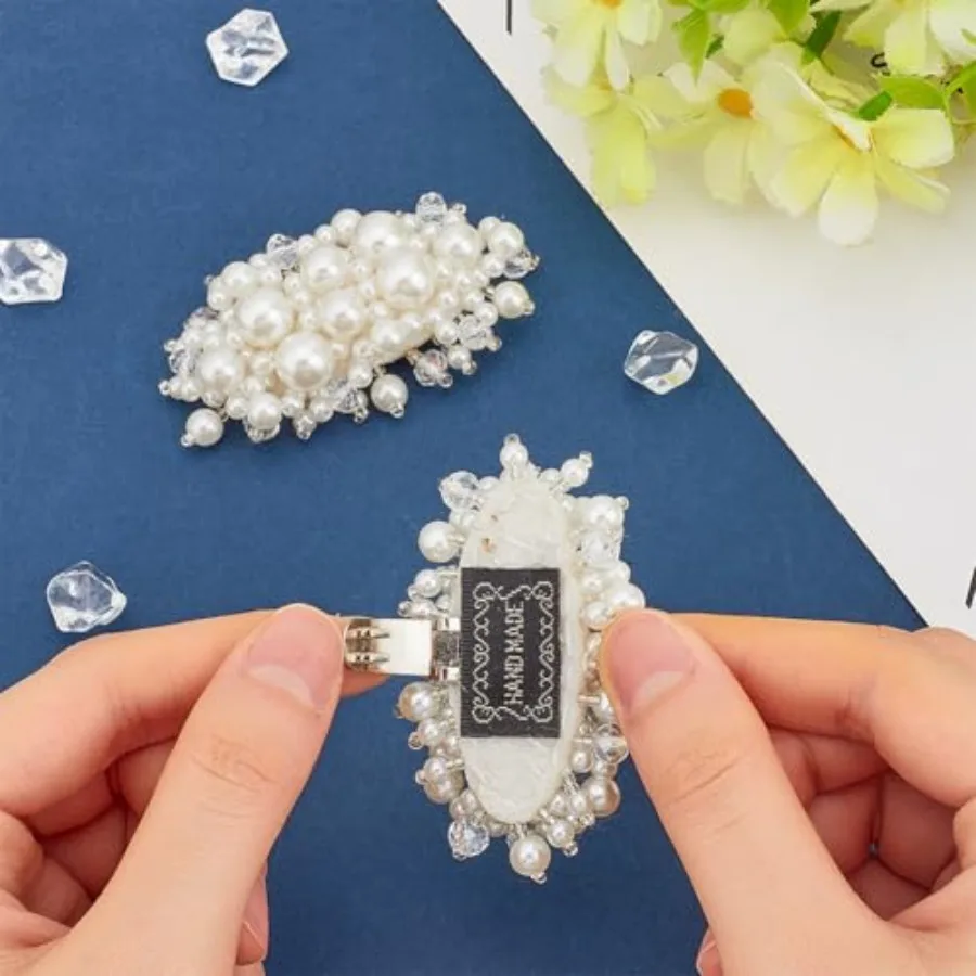 1 P مقاطع الأحذية زهرة اللؤلؤ 1.5x2.5ih الأبيض الزفاف الزفاف الأزهار مقاطع الأحذية سحر مع خرز كريستالي انفصال زهرة Sho