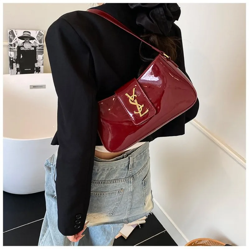 

2025 Trendy Women's Shoulder Bag - Chic French Underarm Purse, Lightweight & Spacious, Perfect for Casual/Formal Wear