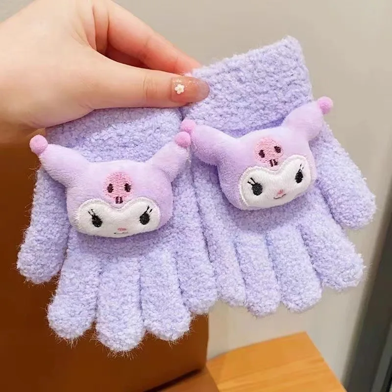 Hello Kitty Kuromi Cinnamoroll Guanti di peluche Bambini Nuovi guanti caldi Kawaii Ragazze Ragazzi Inverno All'aperto Accessorio Regalo per bambini