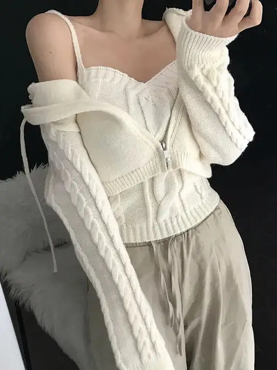Retro Twisted Vest Boting Strap Hooded Zipper Knitted Open Cardigan Women Pure Desire Slimming Sweater Coat Two-Piece Set