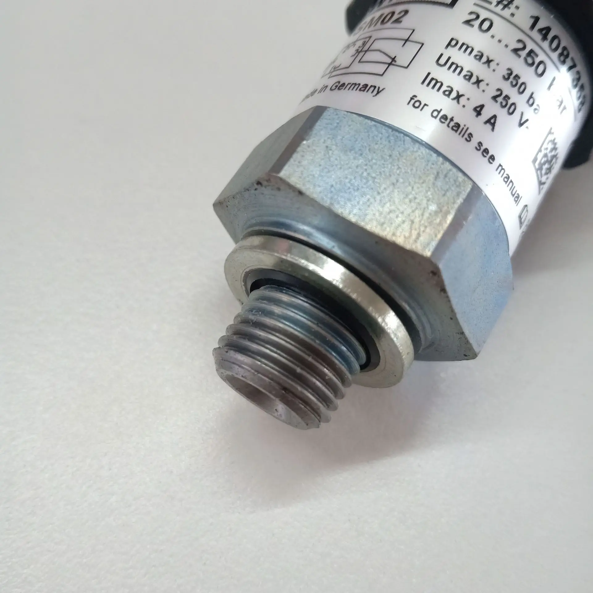 Pressure switch PSM02 20-250BAR can set the switch point, spot