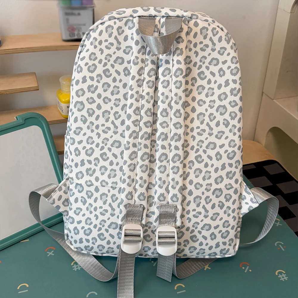 Leopard Print Backpack Casual Daypack Leopard Pattern Multi Pocket Soft Nylon Rucksack for Daily Stroll Weekend Outing Street Sh