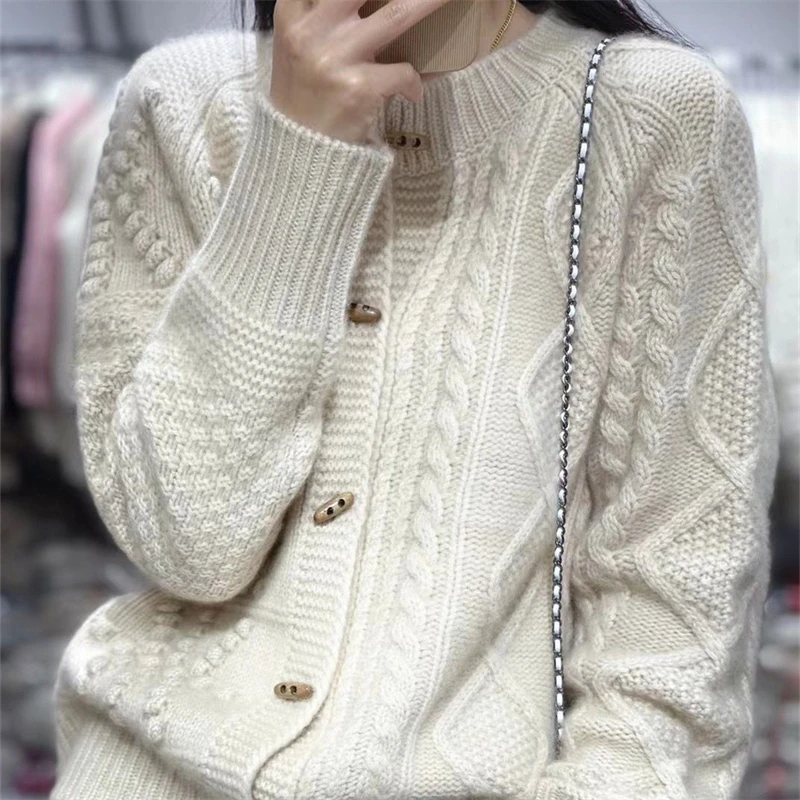 Autumn and winter new cashmere sweater women round neck thick plus size sweater cardigan Horn button loose sweater