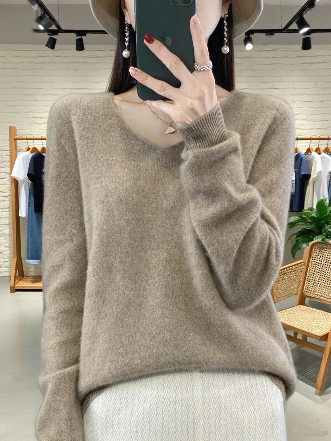 

Chic Women's V-neck Pullover Sweater 100% Merino Wool Knitwear Soft Warm Cashmere Loose Grace Style for Autumn Winter