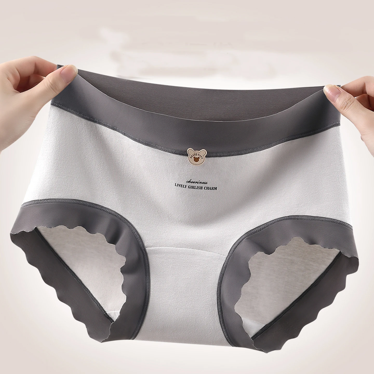 1pcs Girls Panties Women Underwear Mid Waist Teenager Cute Brief Student Intimates Underpant Female Comfort Ventilate Lingeries