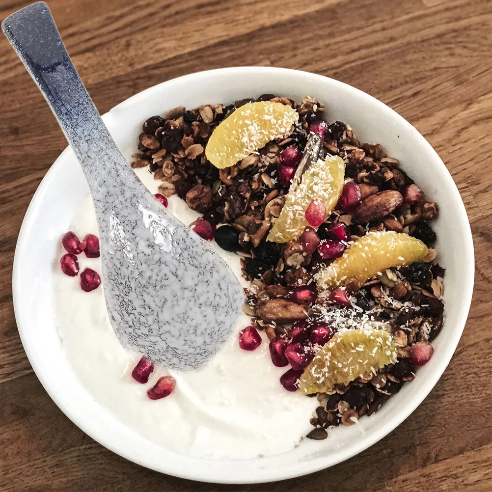 

2Pcs Japanese Vintage Ceramic Soup Spoons Porcelain Rice Spoons Ergonomic Design Microwave Safe Easy Clean Ceramic Spoon