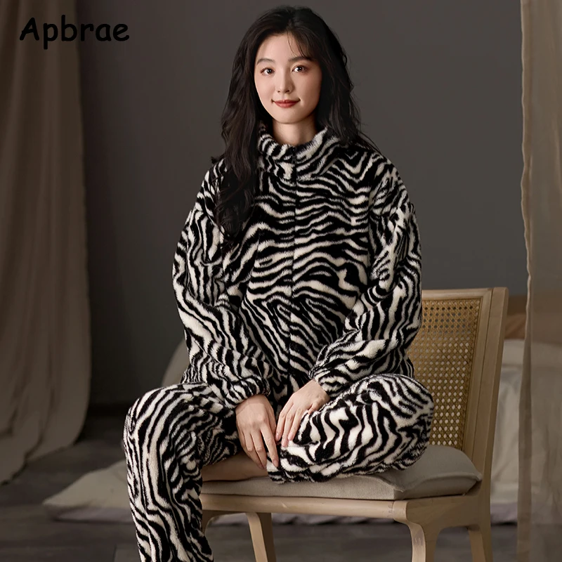 Winter Thick Flannel Pajamas for Women Zebra Pattern Woman Pijamas Warm Velvet Cardigan Nightwear Causal Homewear for Girl