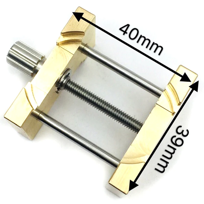 2 ชิ้นทองเหลืองนาฬิกาผู้ถือฐานคงที่หลายฟังก์ชั่นสําหรับช่างซ่อมนาฬิกานาฬิกา Clamp นาฬิกาซ่อมเครื่องมือ