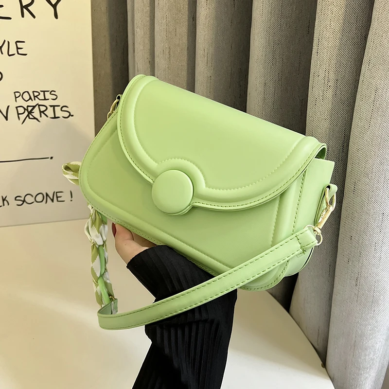 

High End Small Square Bag Women's Spring Summer 2025 New Fashion Single Shoulder Armpit Bag Stylish Versatile Crossbody Bag