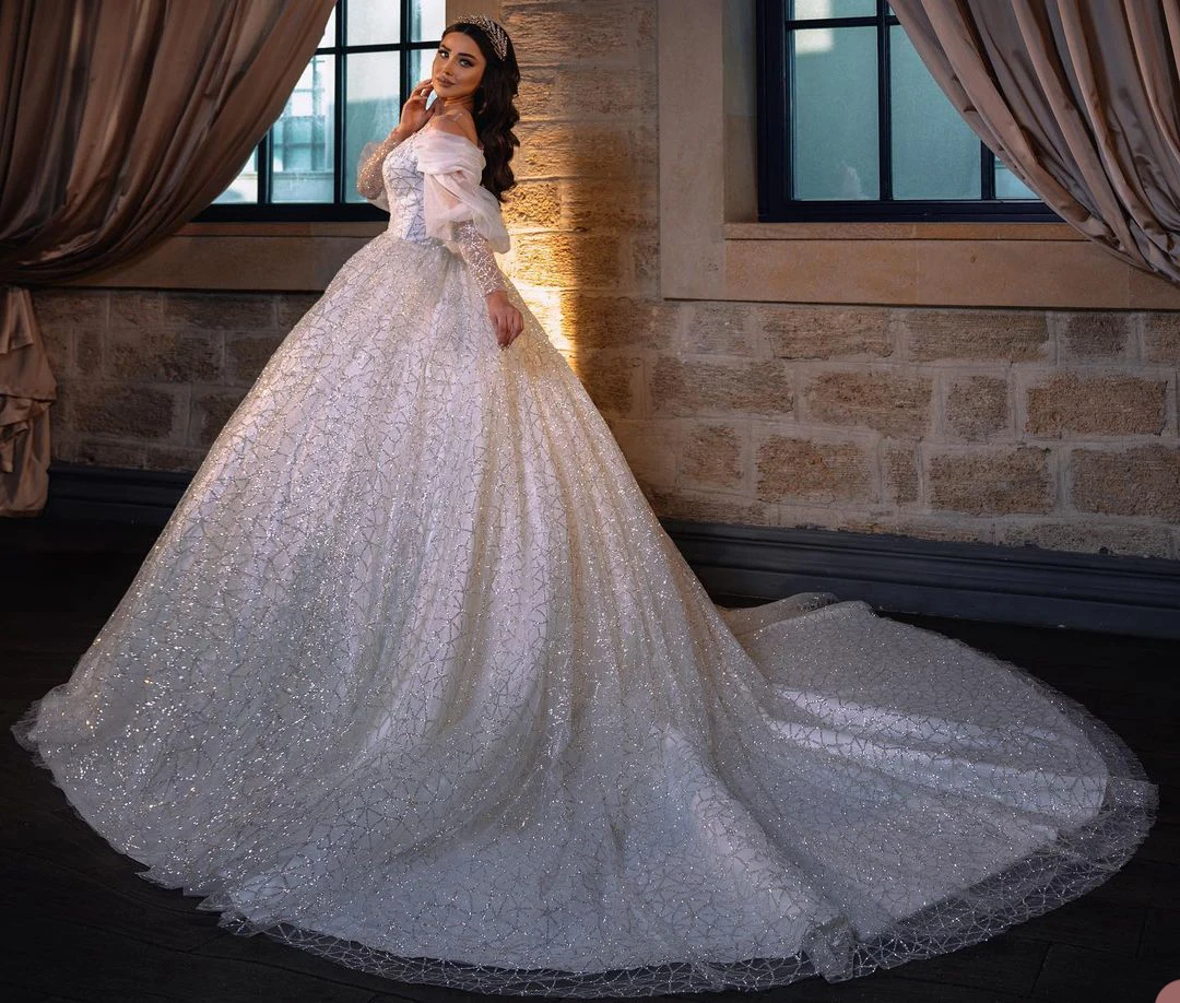 Muslim Ball Gown Wedding Dress Bling Sparkly Sequined V Neck Long Sleeve Bride Dresses Vestido Casamento Lace Bridal Gowns