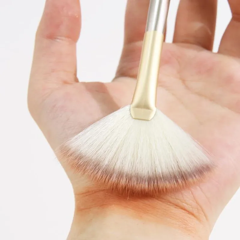 HSHBO 5 Stück Fächerpinsel, Gesichtspinsel, weicher Make-up-Pinsel, kosmetische Applikator-Werkzeuge, Holzgriff und weiche Fasern für Schälmaske – Detail 5