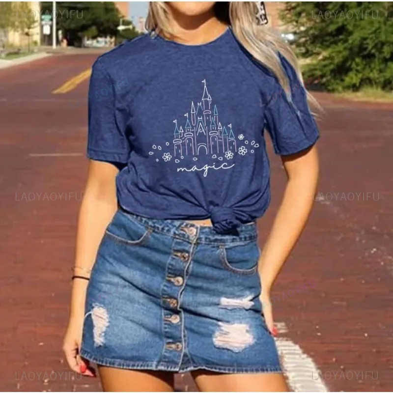 قميص Magic Castle للنساء، تي شيرت لطيف برسومات المملكة، كاجوال للإجازات بأكمام قصيرة من القطن للصيف، قمصان عصرية قابلة للتنفس