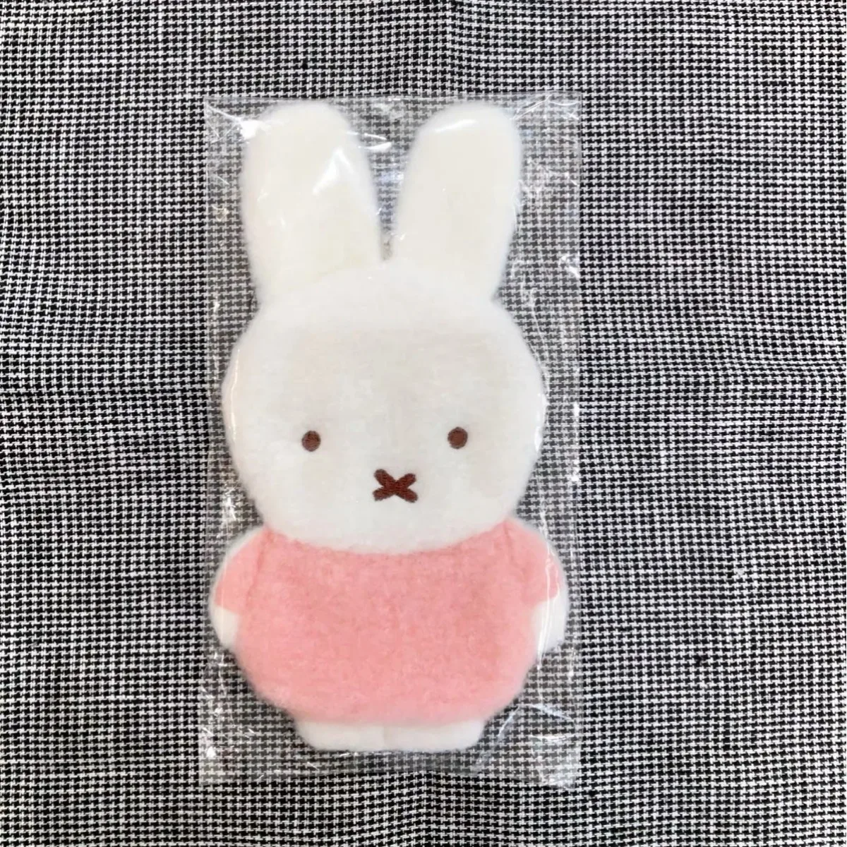 Kawaii Miffy Makeup Bag Japanese Plush Toy Miffy Boris Cute Cartoon Key Case for Lipstick Storage Makeup Bag Hanger Key Ring - view 2