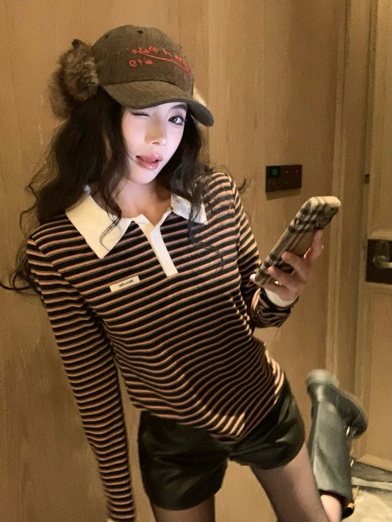 

Fashionable High-End Vintage Coffee Stripe Flocking T-Shirt Shirt Autumn Winter New Inner Wear Top Women's plus Size