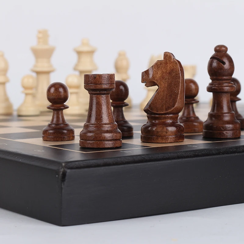 High Grade Wooden Chess Set, Solid Wood Chess Piece, Folding Portable 33*33cm Chessboard, Wooden Chessmen, Table Board Game