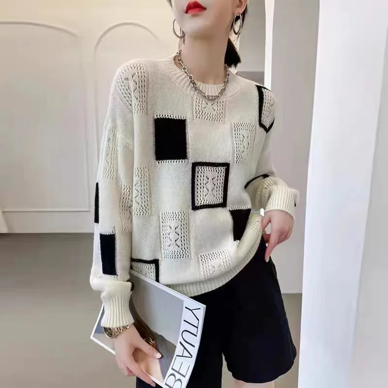 

Autumn Winter Color Blocked Plaid New Loose Retro Pullovers Women's Clothing Round Neck White Simplicity Outfit Chic Sweaters