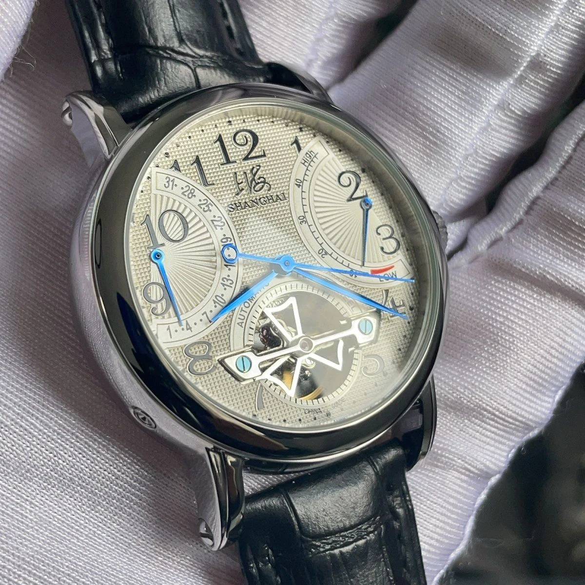 Men's Skeletonised Flying Tourbillon Mechanical Watch ST25 Movement Multi-Function Display Water-Resistant Design