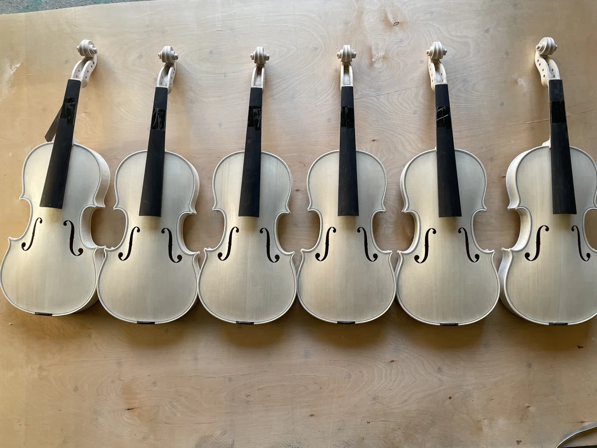 high-grade handmade violin white stubble 4/4 white billet piano, tiger pattern maple work in progress