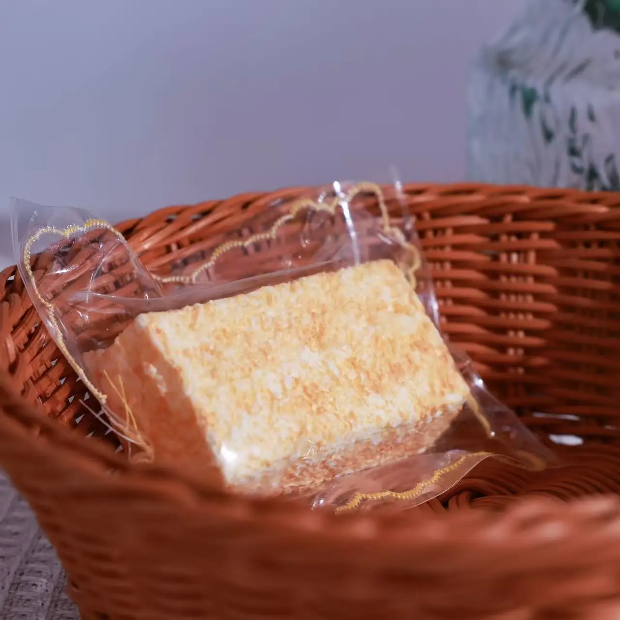 ZOCO Silicone Pinch Toy Relieves Sensory Overload! Elastic and squid food toys, allowing you to calm down and concentrate