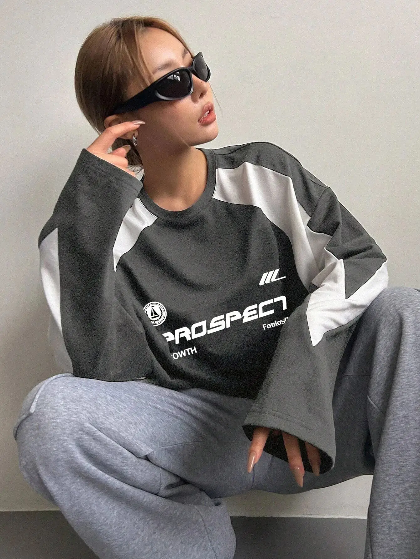 

New Arriavl Fashion Women Long Sleeve T-Shirts Vintage Patchwork Print Sweatshirts O-Neck Casual Sports Pullover Oversized Tops