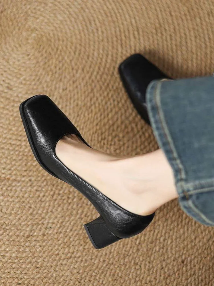 Women Retro Square Toe Block Heel Pumps Soft Leather Shallow Mouth Pumps Elegant Commuter Office Versatile High‑Heeled Shoes